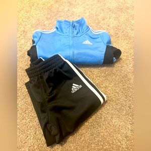 Adidas sweatsuit